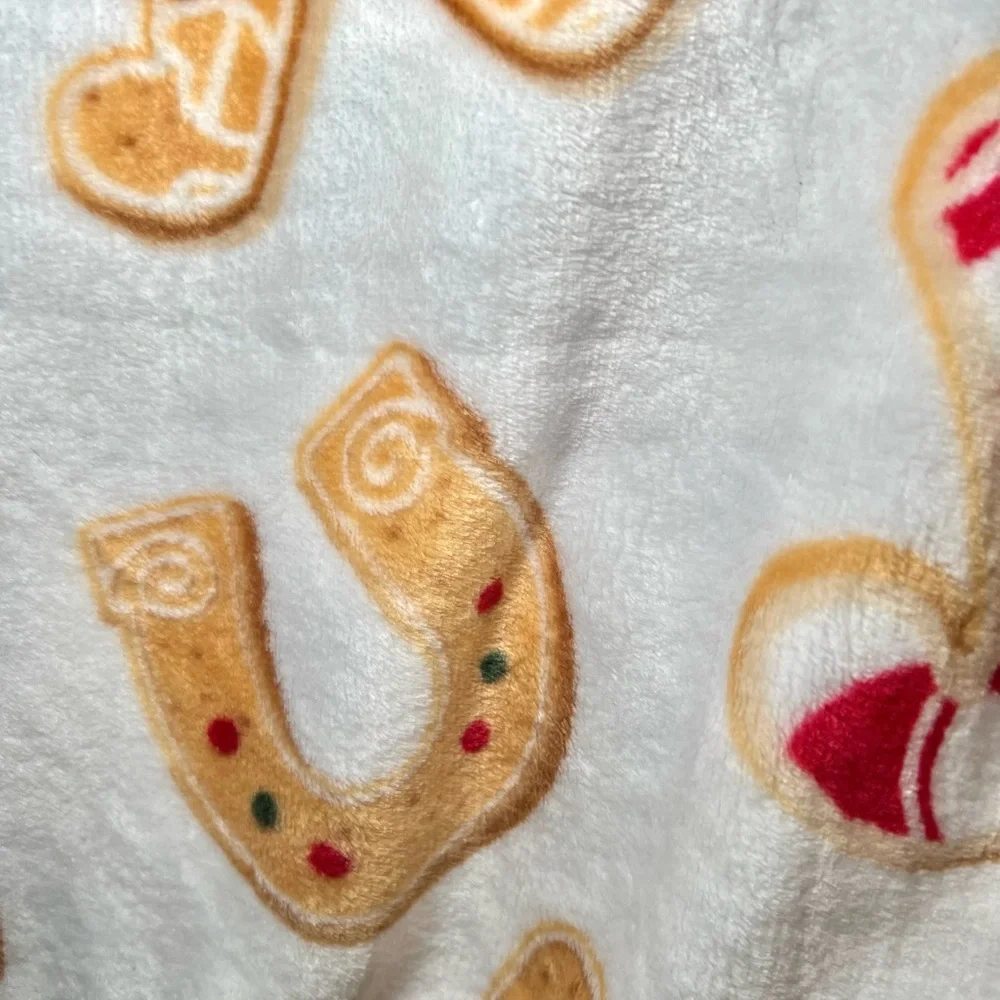 Country Western Gingerbread Cookies Christmas Throw Blanket + Cup w/Lid Cowgirl